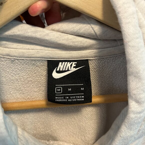 Nike Light Gray Hooded Logo Sweatshirt size Medium like new - Picture 3 of 4